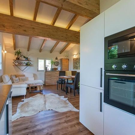 Auszeit Steiraland Penthouse 9 Mit Grossen Balkon Und Parkplatz Apartment Леобен Екстериор снимка