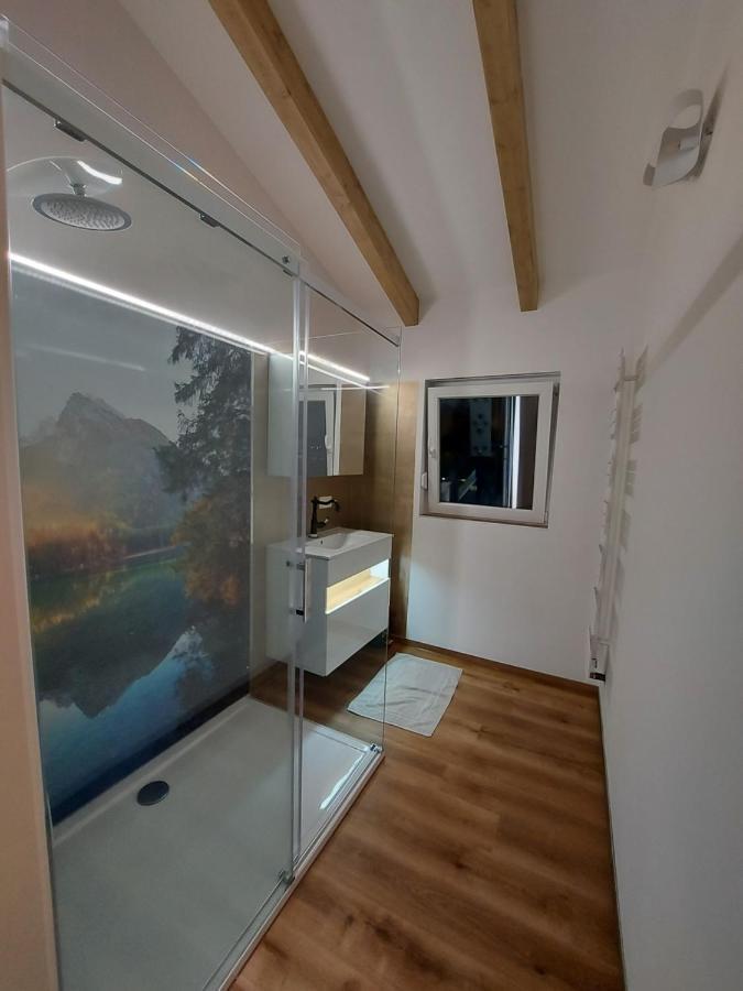 Auszeit Steiraland Penthouse 9 Mit Grossen Balkon Und Parkplatz Apartment Леобен Екстериор снимка